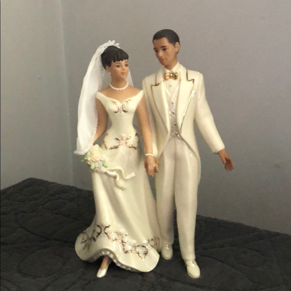 Lennox Classics Just Married Latino
